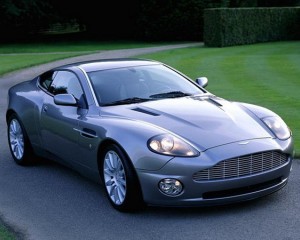 Aston Martin V12 Vanquish